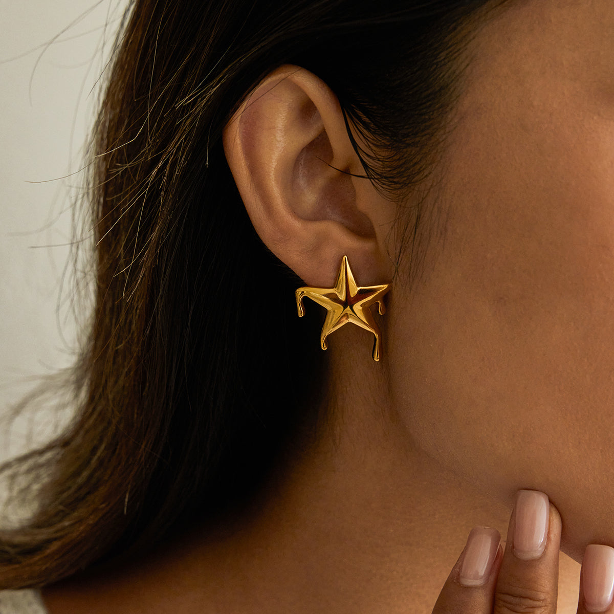 Contour Drip Earring