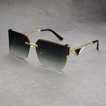 Amada Signature Squared Sunglasses