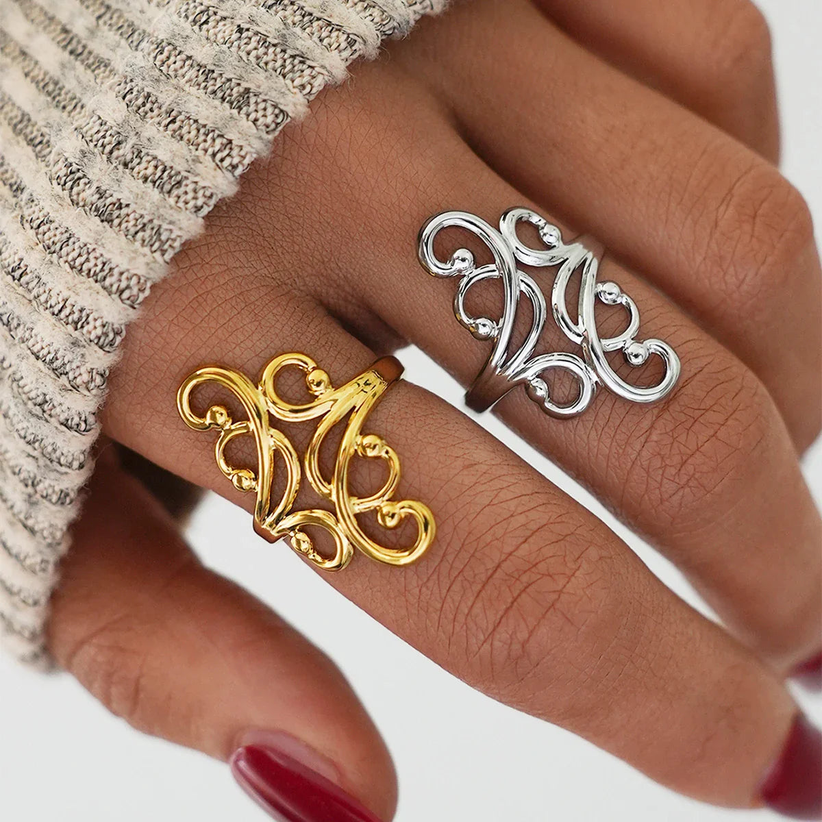 Contour Nouveau Ring