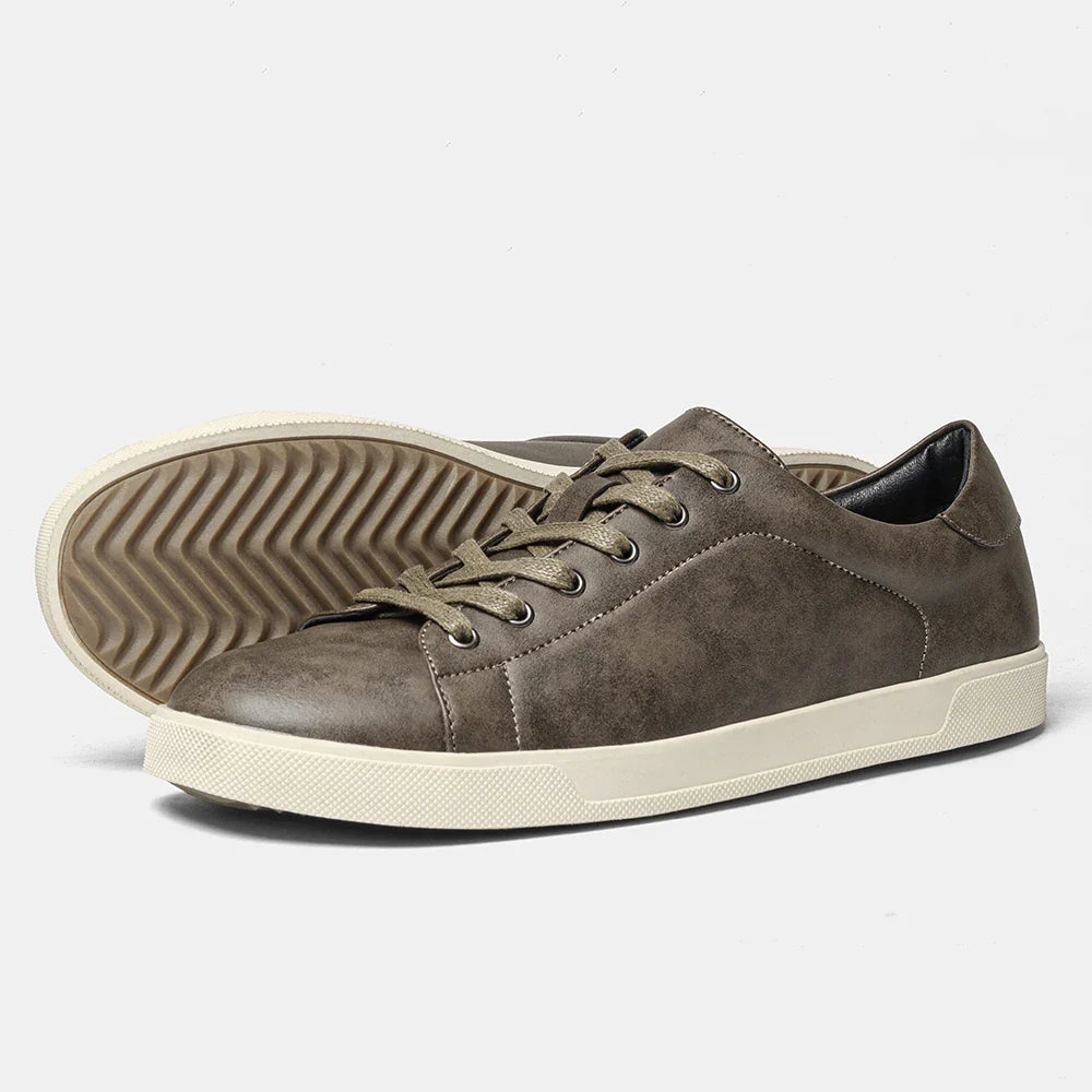 Anthony St. Clair Leather Low Top Sneaker