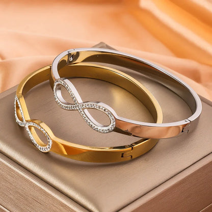 Contour Infinity Bangle