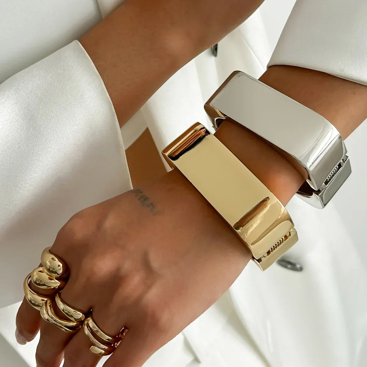 The Palermo Bangle